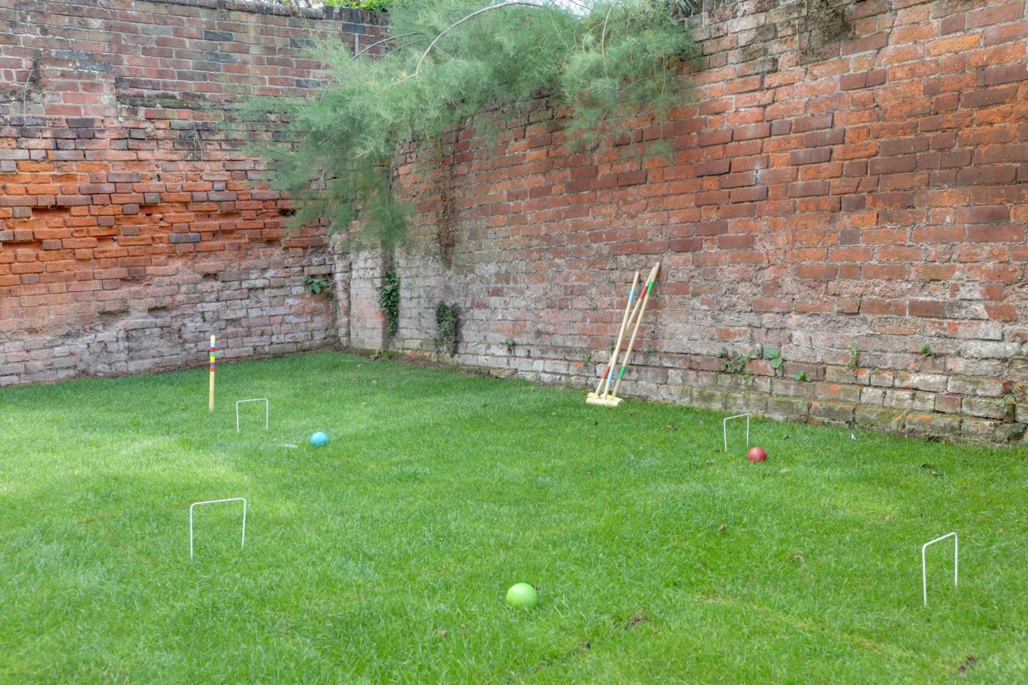 Josua Medieval Living *